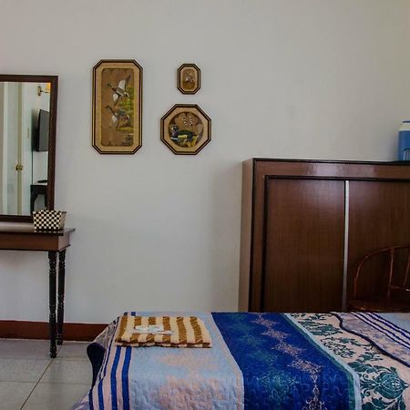 Lola Itang Pension House Tiniguiban Exterior foto