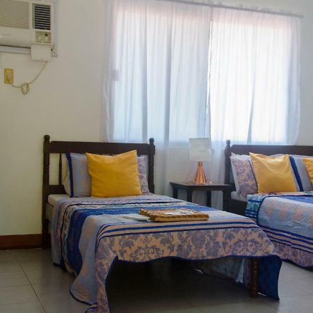 Lola Itang Pension House Tiniguiban Exterior foto