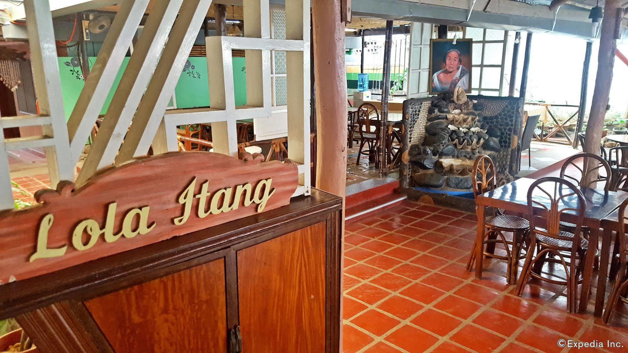 Lola Itang Pension House Tiniguiban Exterior foto